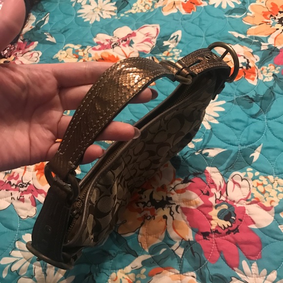 Snake skin strap coach shoulder bag - Picture 2 of 4